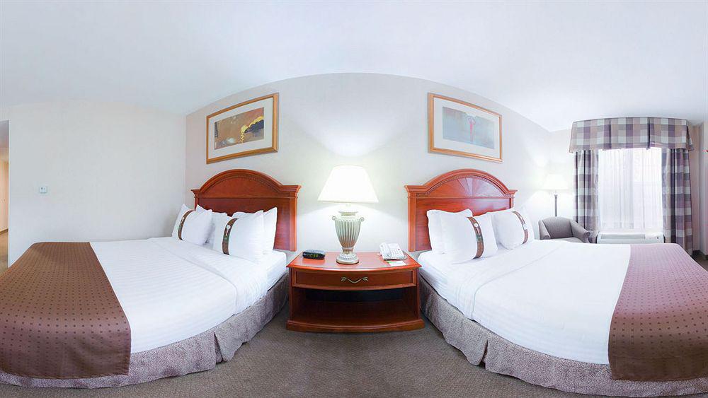 Holiday Inn Grand Rapids-Airport By Ihg Exteriör bild