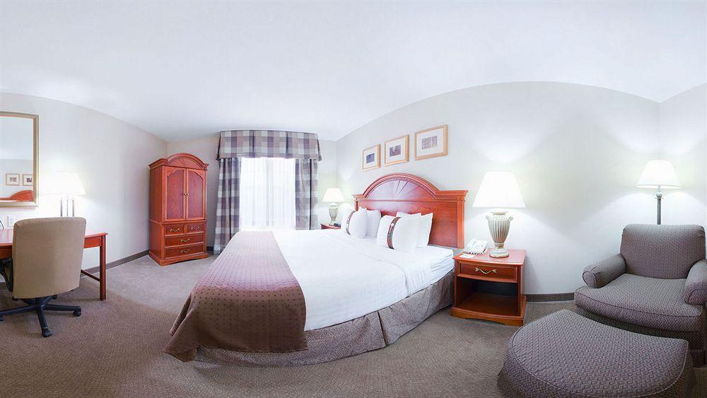 Holiday Inn Grand Rapids-Airport By Ihg Exteriör bild