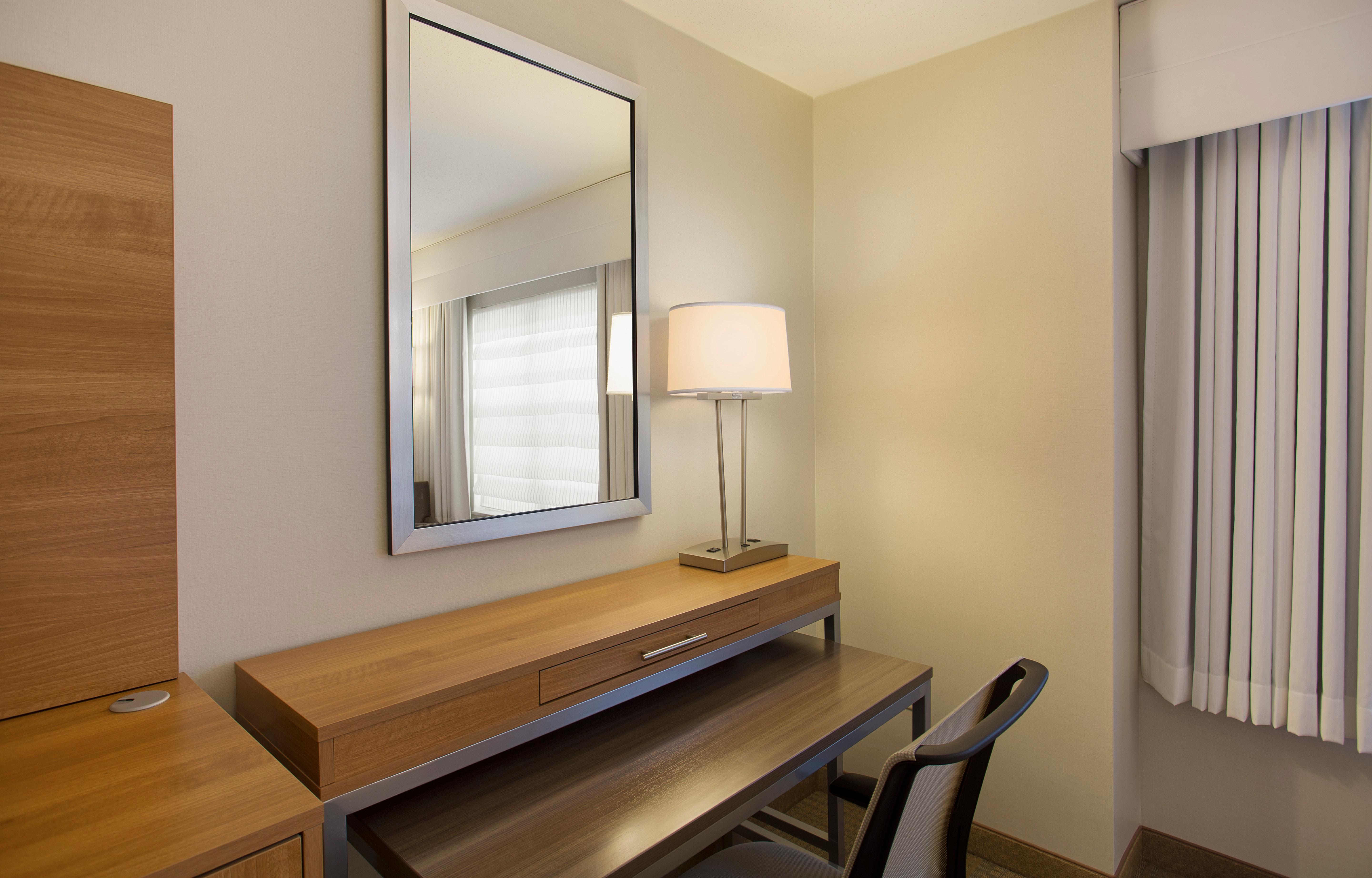 Holiday Inn Grand Rapids-Airport By Ihg Exteriör bild