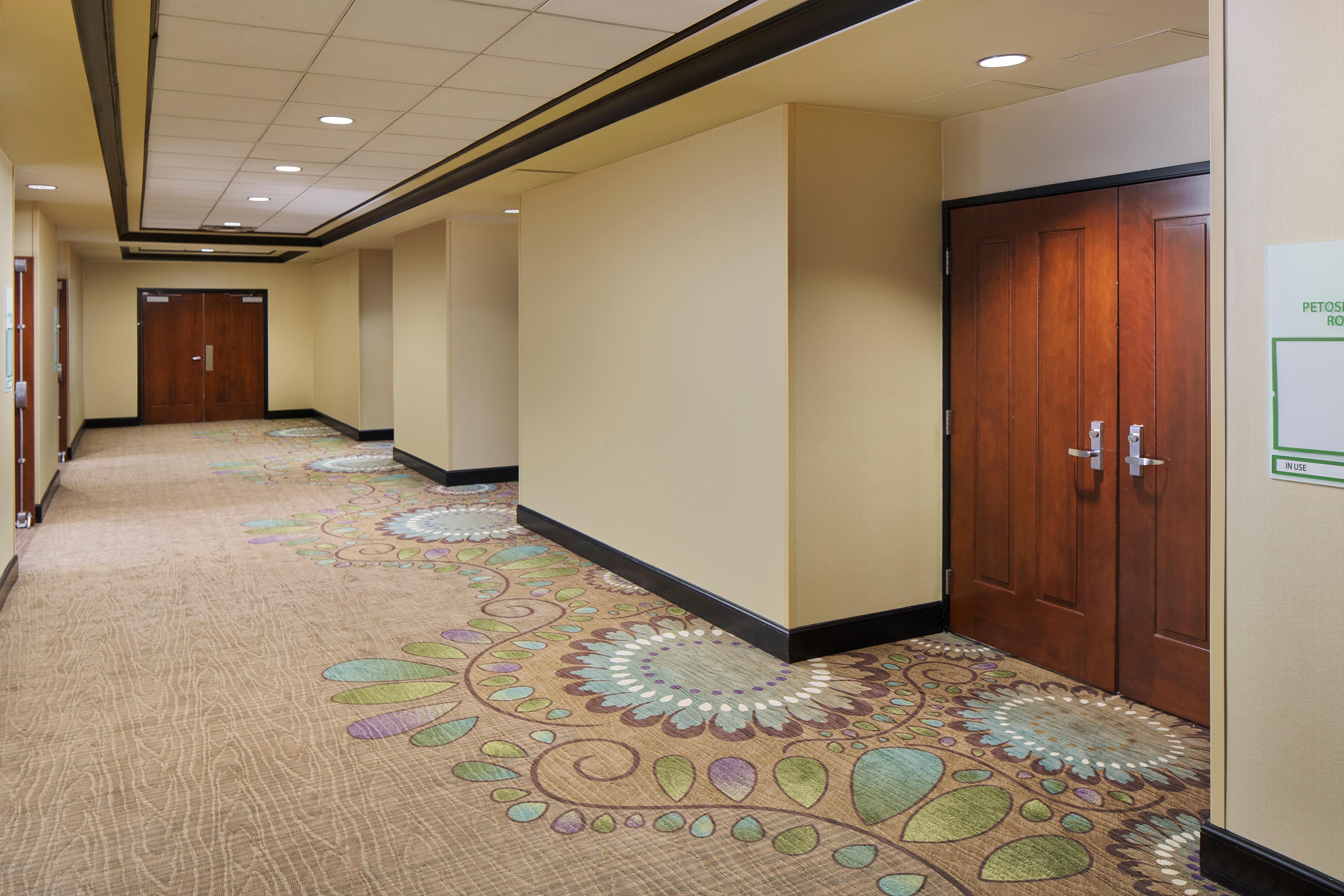 Holiday Inn Grand Rapids-Airport By Ihg Exteriör bild