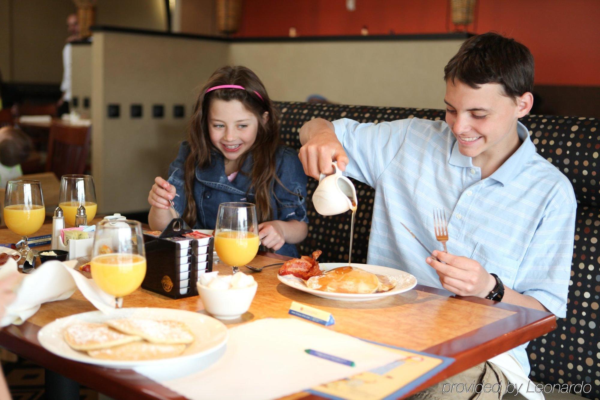 Holiday Inn Grand Rapids-Airport By Ihg Restaurang bild