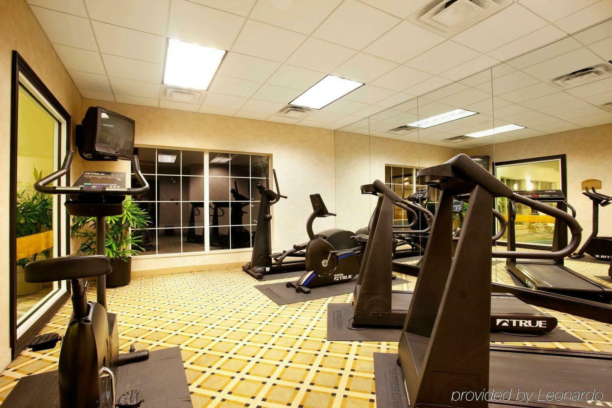 Holiday Inn Grand Rapids-Airport By Ihg Exteriör bild